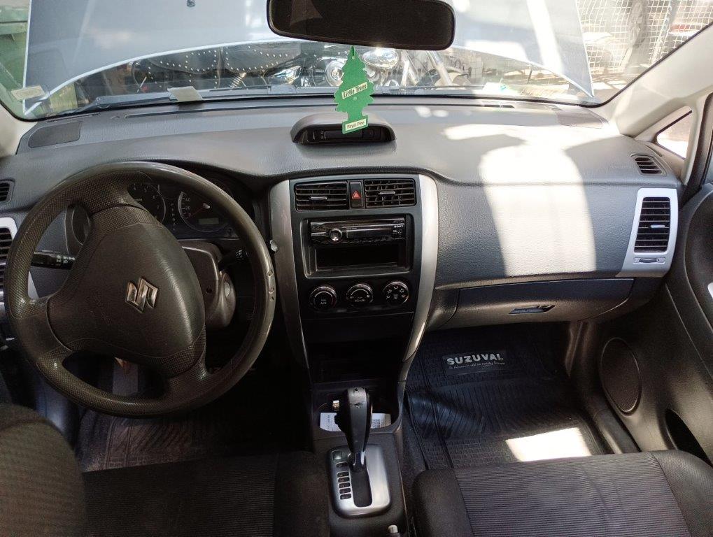  Suzuki AERIO 2004    EN DESARME